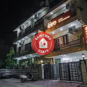 Oyo 11868 Rk Residency Hotel