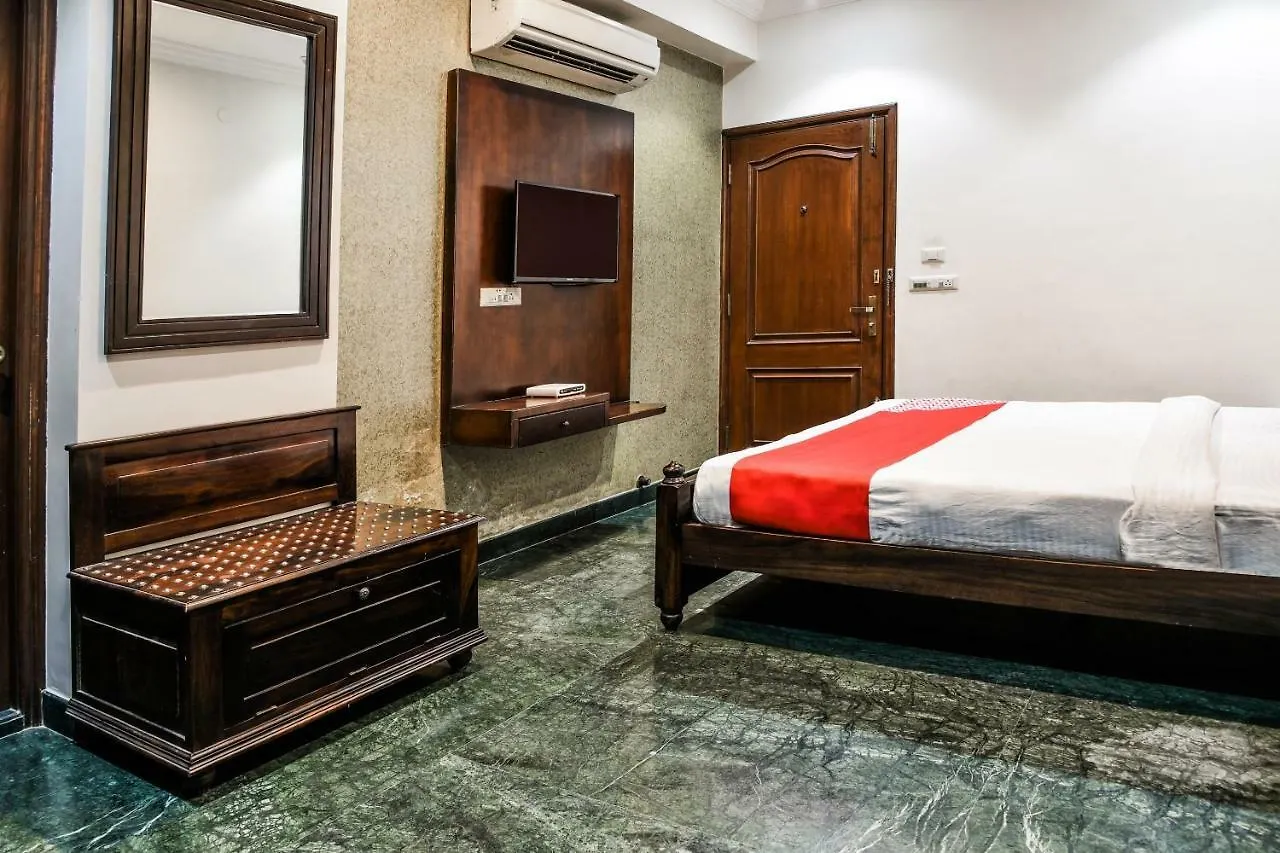 Oyo 1681 Hotel Devansh Udaipur